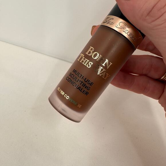 Too Faced Born This Way Super Coverage Concealer Sable NEW 15ml - Picture 2 of 4